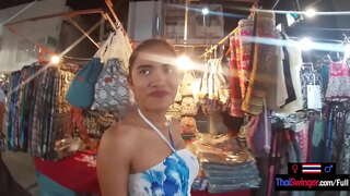 Ázijské teen priateľka cítila, ako jej dáva priateľ fajčenie raz dostali domov