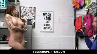 TeenShoplifter.com - Malaking Pwet Kabataan Pole Mananayaw Nahuli Ang Pangungupit Sa Tindahan Ng Pitaka