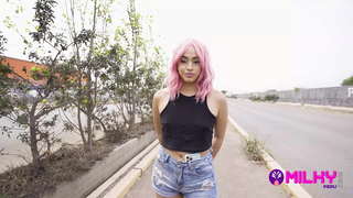 ���െറൂവിയൻ cannot find jobs in their country, and forced to deliver her body in exchange of money