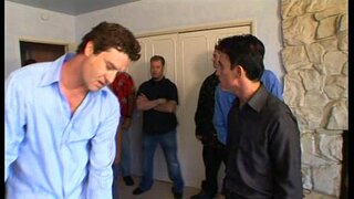 Audrey Hollander ( kalah dan terbentur )