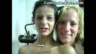 Melissas Motokā Horoi Katoa Cum