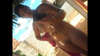 Nifeta de agua branca പി. ബി. എസ്ഇ mostranu ഹോട്ട്