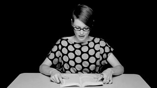 Истерическая ədəbiyyat - Dördüncü sessiyası - Sürətli