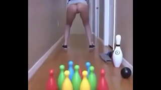 Bionda ottiene palle da culo