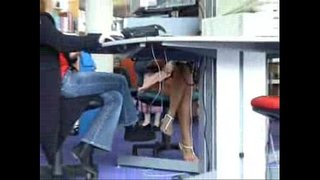 Nekaŝemaj biblioteko upskirt