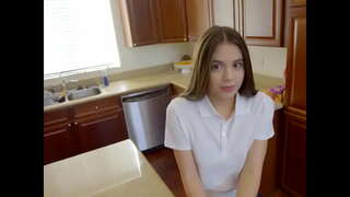 Školačka je v Prdeli a je Dodáván V