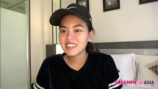 ���ాయ్ అమ్మాయి trims బొచ్చు మరియు creampied గెట్స్