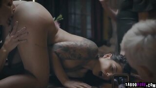 Джин келша, кунам тудо кумылым конда Рейган