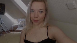 Երիտասարդ գեղեցկուհու трахают եւ распыляют է