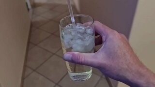 ווען די הור געץ אַ יבערראַשן פּיס ד. און ליב עס